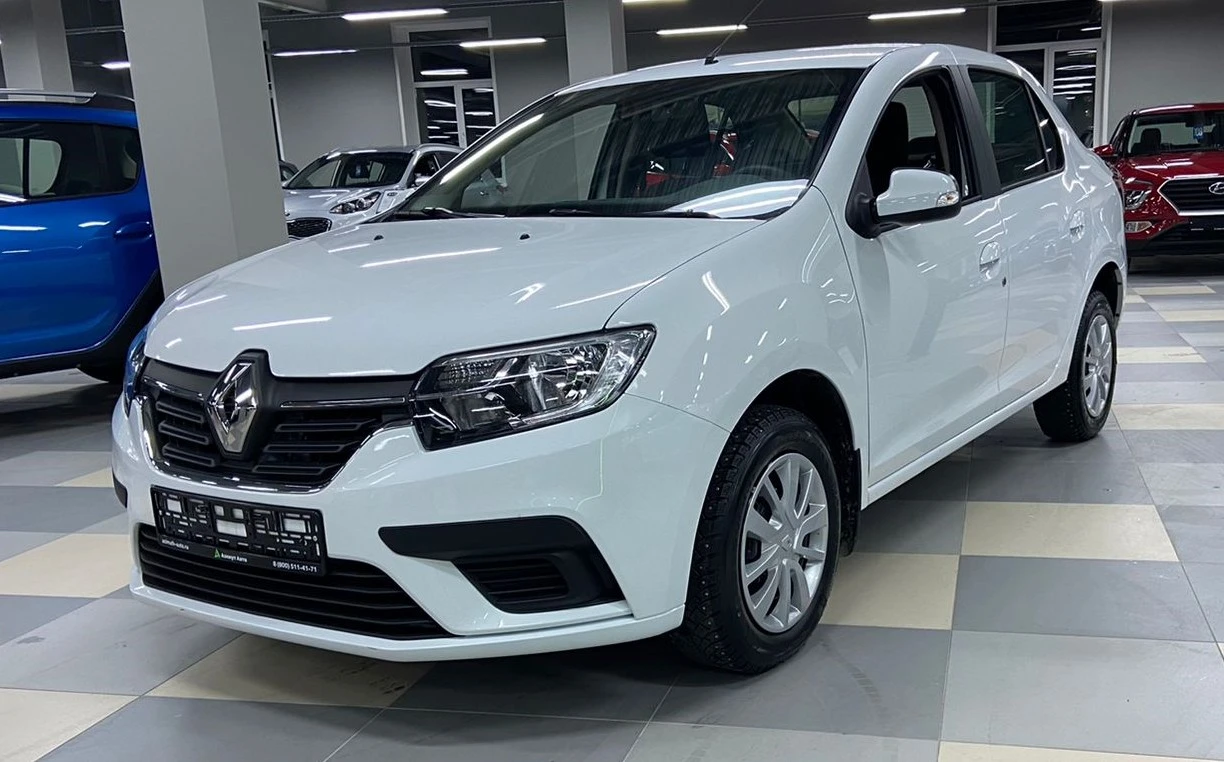 Renault Logan, Access